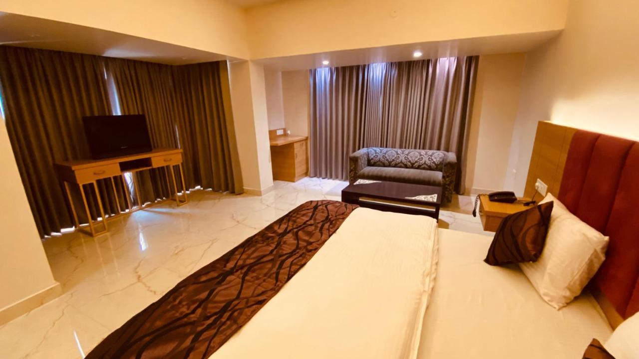 Hotel Amar Palace Ambala Luaran gambar